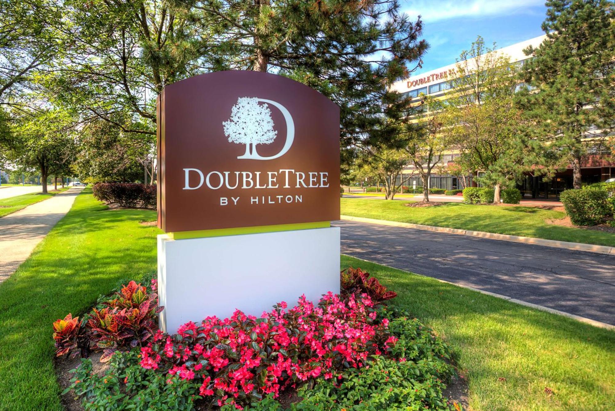 Doubletree By Hilton Chicago Schaumburg Exterior foto