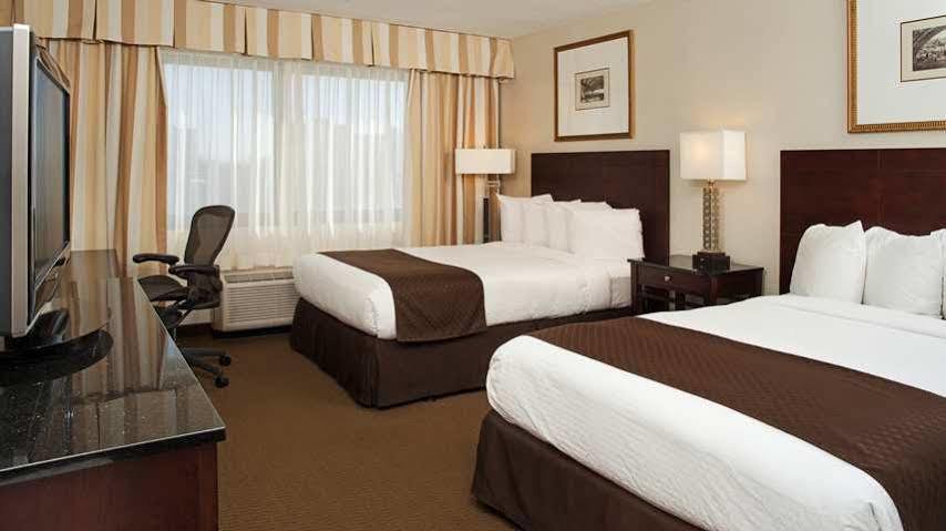 Doubletree By Hilton Chicago Schaumburg Exterior foto