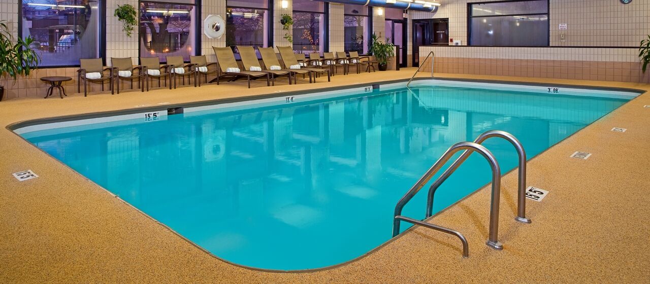 Doubletree By Hilton Chicago Schaumburg Exterior foto